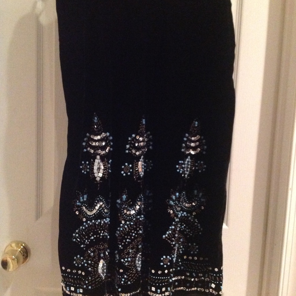 Carole Little sequence skirt size 12